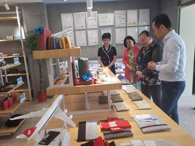 武昌区文化和旅游局副局长屠非一行赴鸿盛华开展旅游业务专题调研